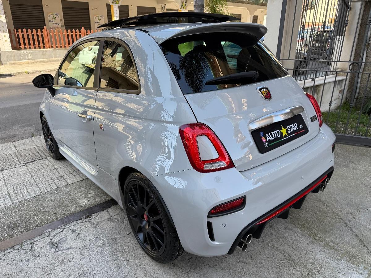 Abarth F595 1.4 Turbo T-Jet 165 CV