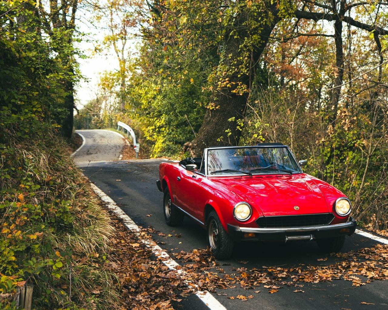 Fiat 124 Spider America CS Pininfarina