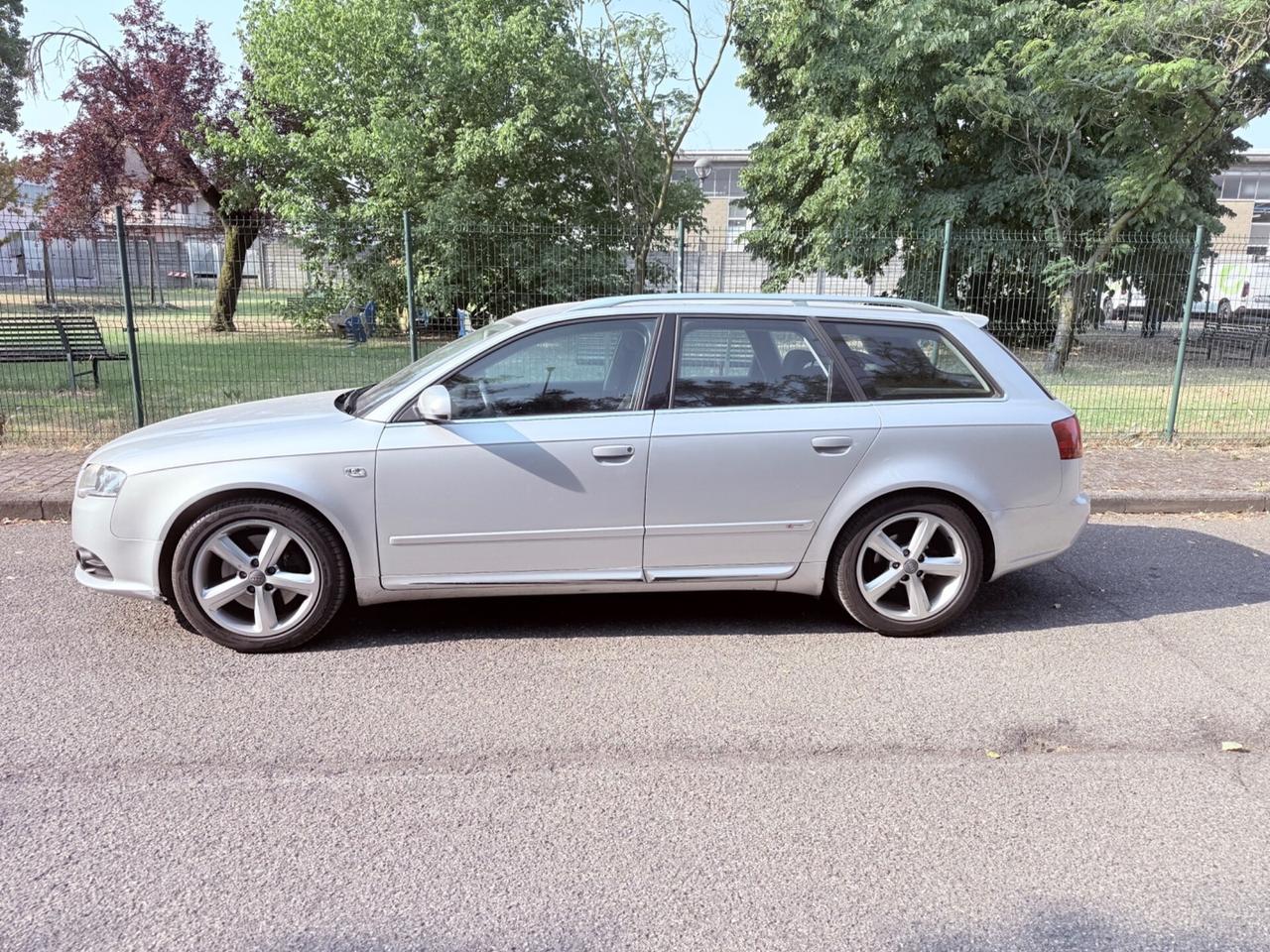 Audi A4 2.0 TDI 170CV 4X4 -UNICO PROPRIETARIOOOOO