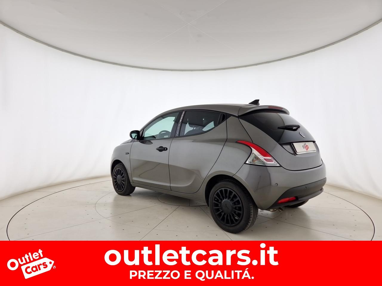 Lancia Ypsilon 1.2 silver 69cv