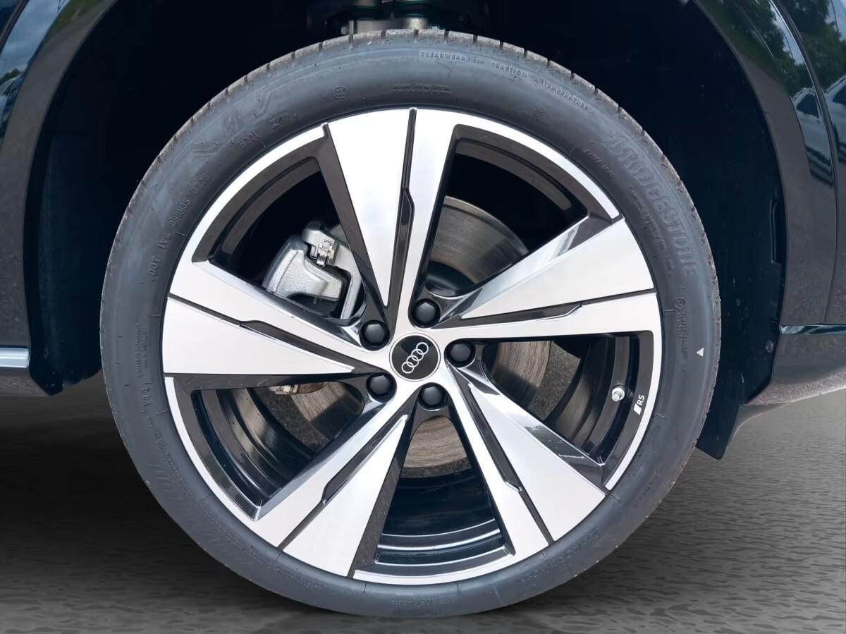 Audi Q5 Sportback edition one TDI Tech pro S line AIR