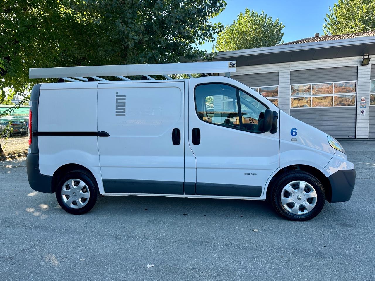 Renault Trafic T27 2.0 dCi/115 PC-TN Furgone DPF