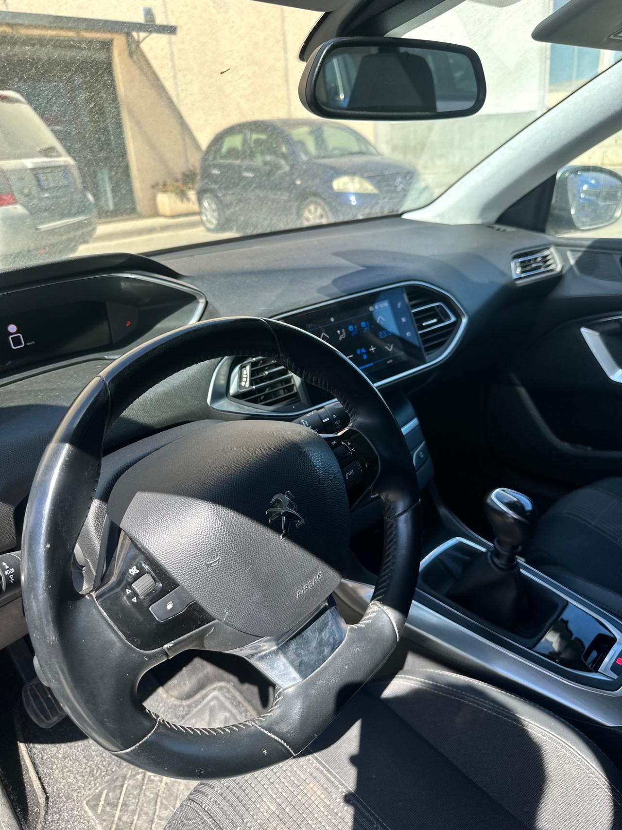 Peugeot 308 BlueHDi 130 S&S SW Business