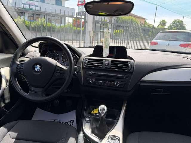 BMW 116 Serie 1 F/20-21 2011 116d 5p Business