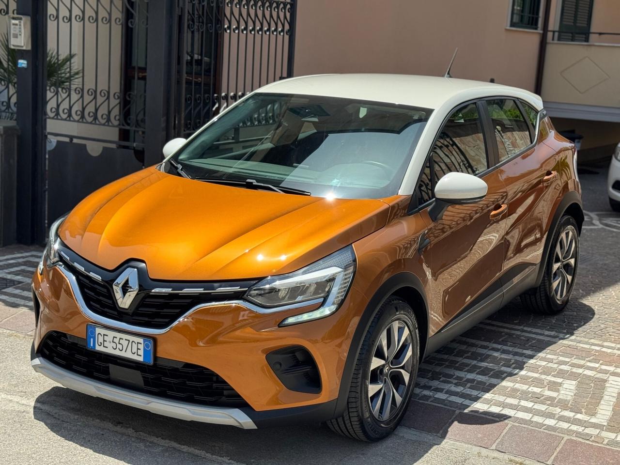 Renault Captur TCe 100 CV Intens