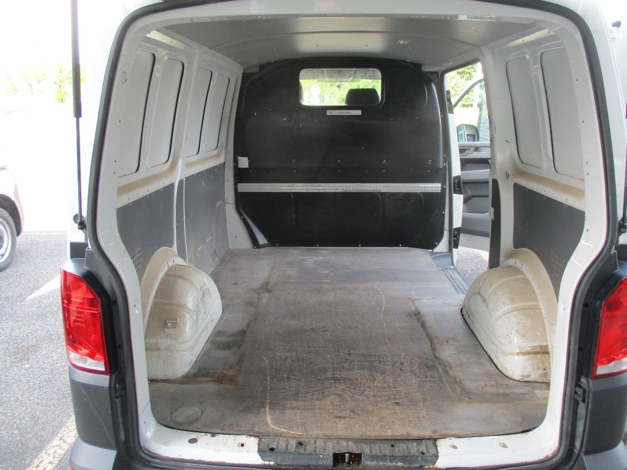 VOLKSWAGEN TRANSPORTER 4 MOTION DSG 150 CV