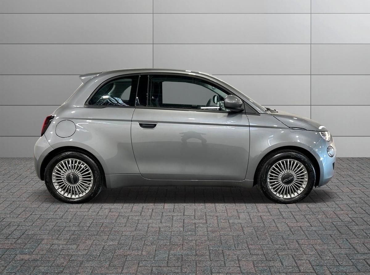 FIAT 500e - 500e 42 kWh