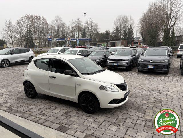 LANCIA Ypsilon 1.2 5 porte ANCHE PER NEOPATENTATI