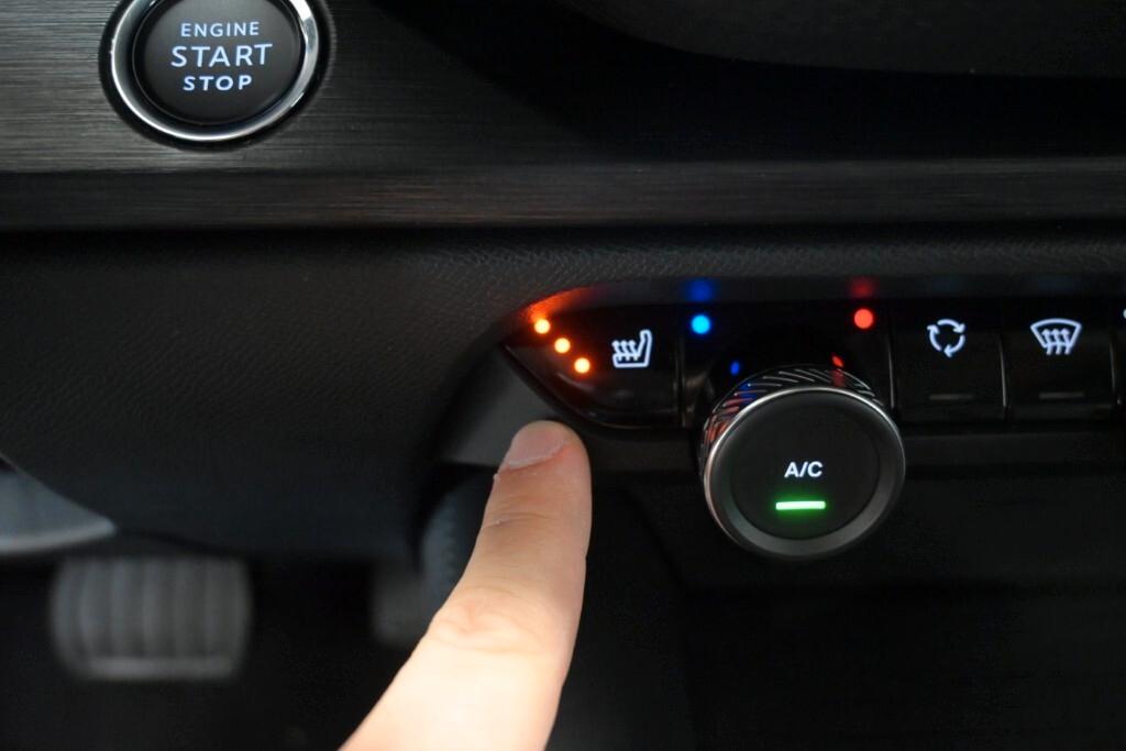 Citroen C5 X 1.2 PURETECH 131CV EAT8 SeS SHINE ( FARI LED - COCKPIT PELLE NAVI MIRROR PDC )