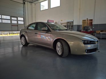 Alfa Romeo 159 1.9 JTDm Distinctive