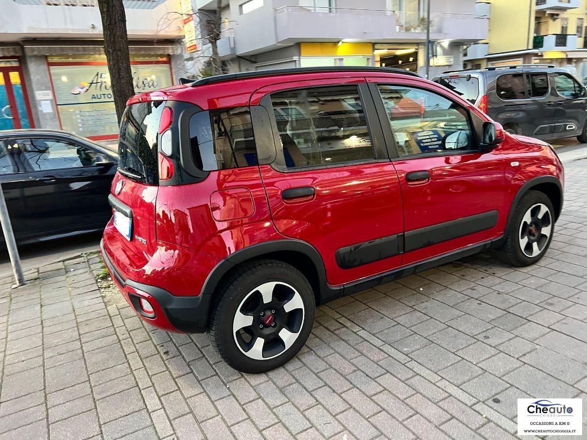 FIAT - Panda - 1.0 FireFly S&S Hybrid City Cross