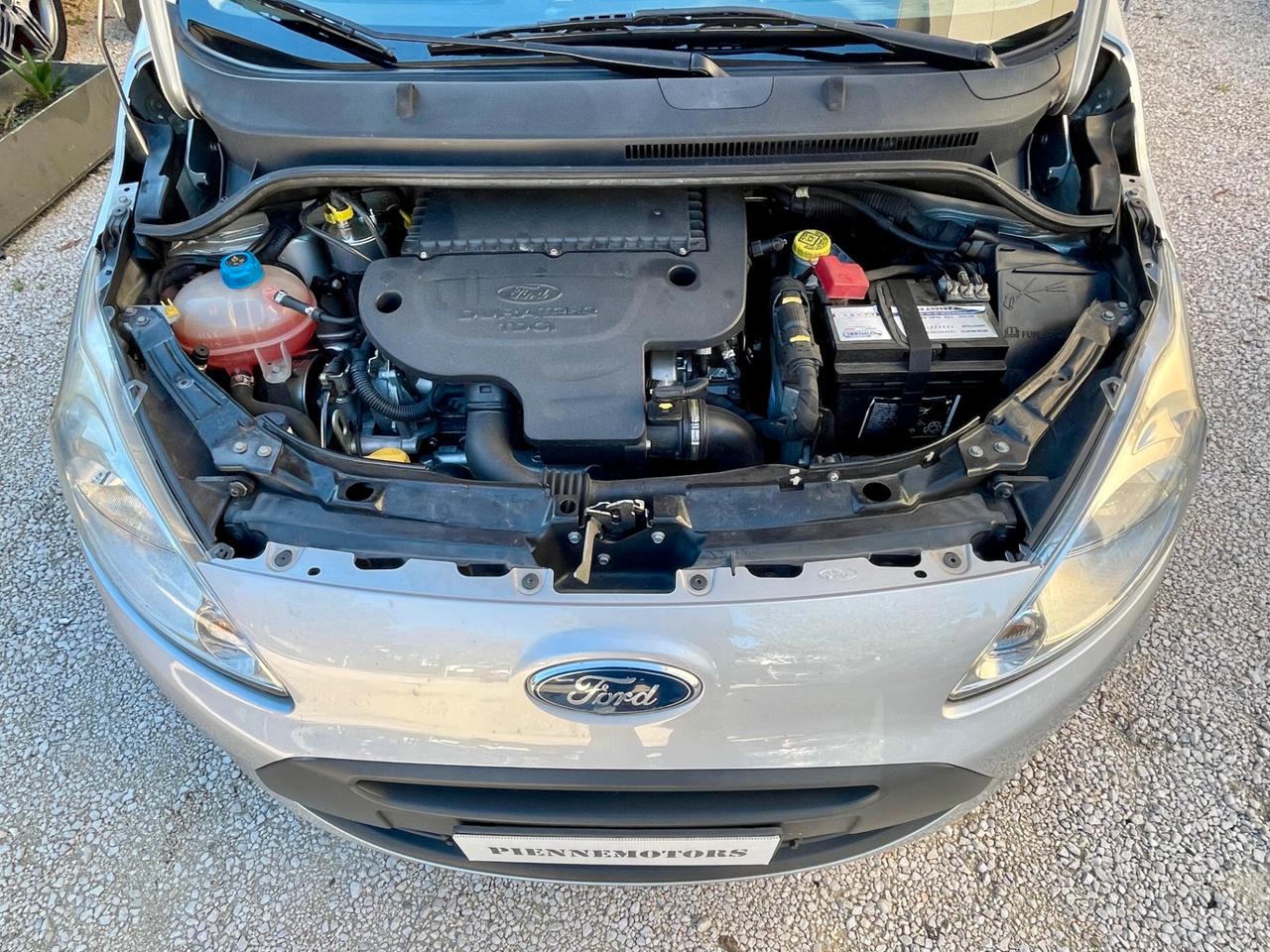 Ford Ka 1.3 TDCi 75CV Titanium