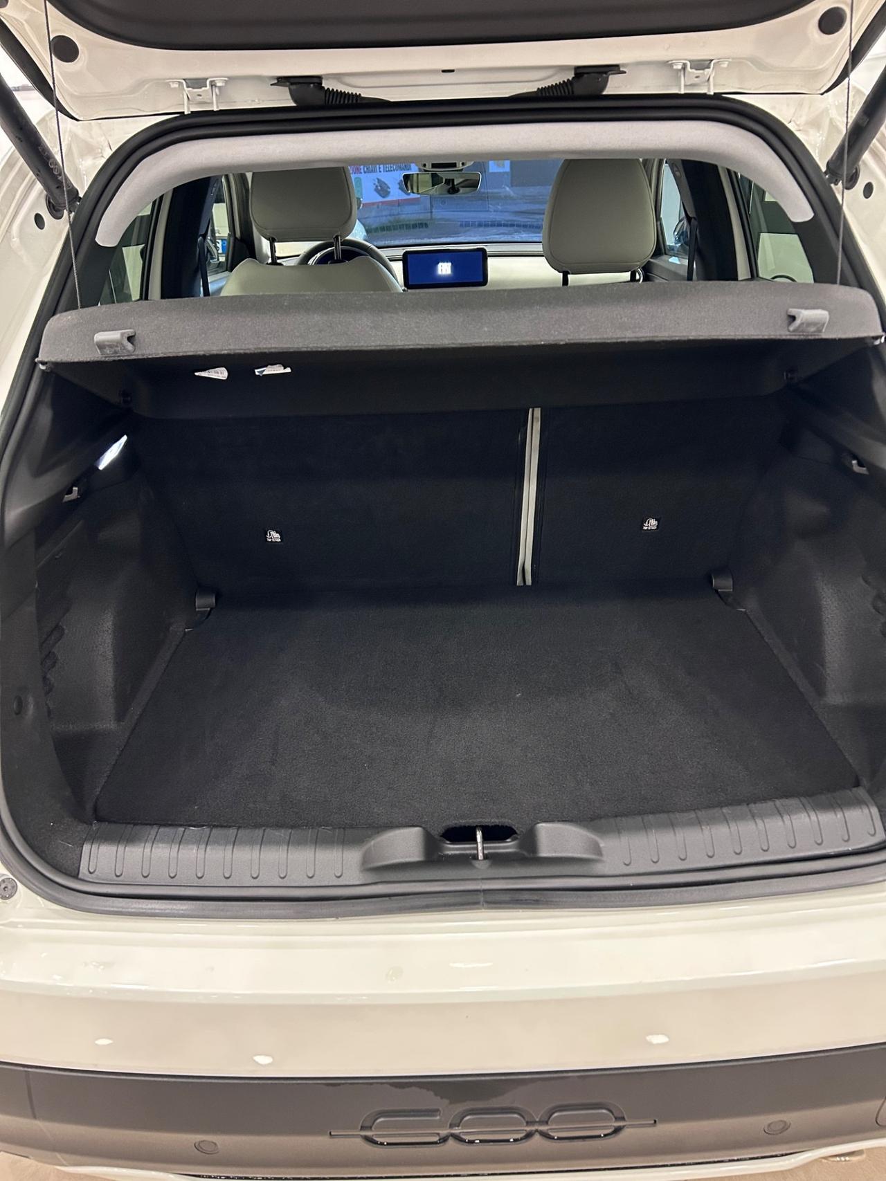 Fiat 600 Hybrid 110 CV DCT MHEV La Prima