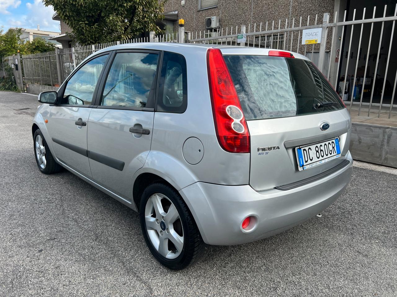 Ford Fiesta 1.2 16V 5p. euro 4 ok neopatentati