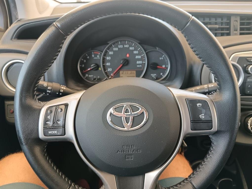 Toyota Yaris 1.4 D-4D 5 porte Lounge