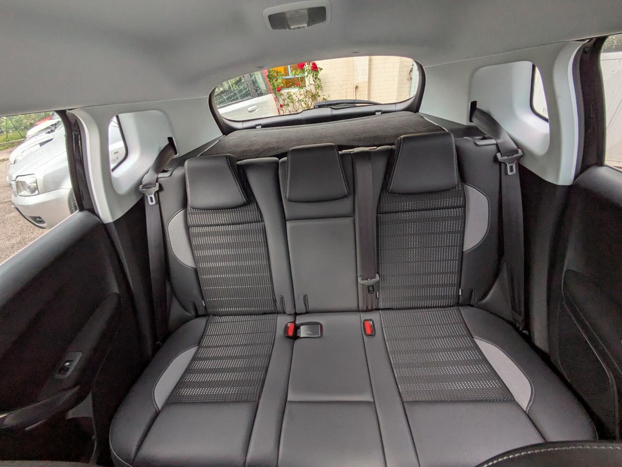 PEUGEOT 2008 ALLURE 1.6 BlueHDi 120cv
