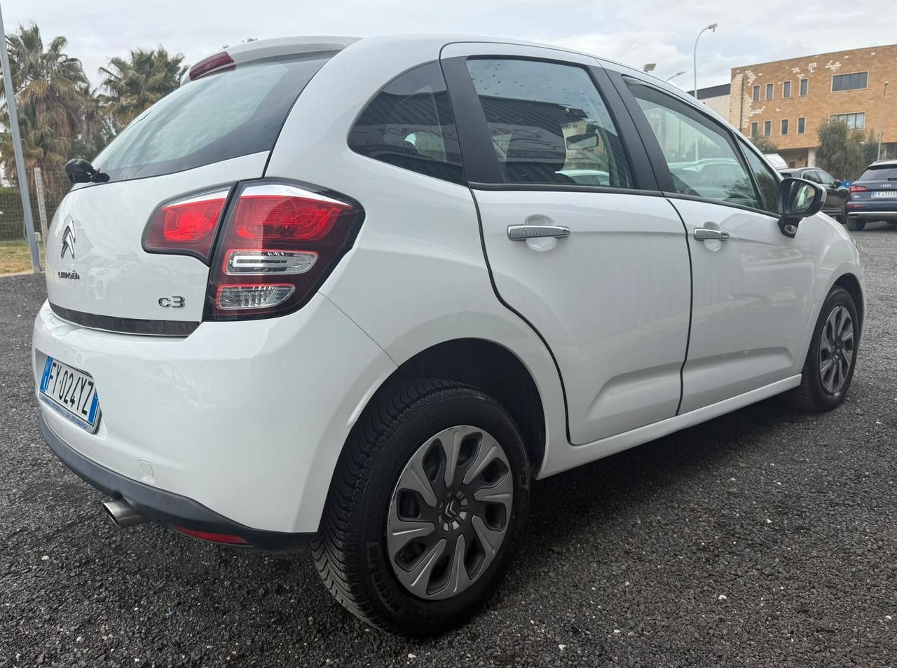 Citroen C3 1.4 HDi 70 CV NEOPATENTATI PRONTA ALL'USO