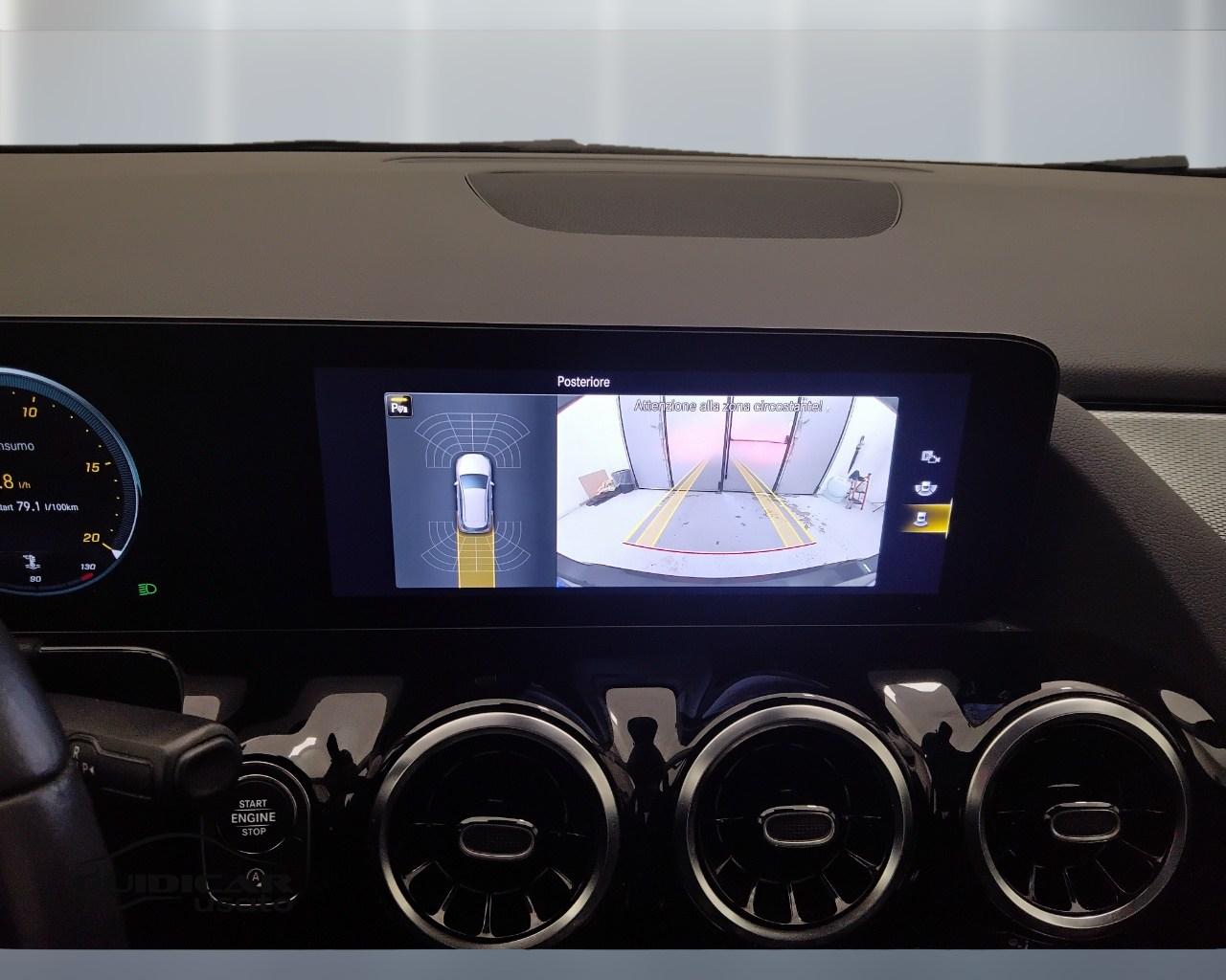 Mercedes-Benz Classe B - W247 2018 - B 180 d Sport auto