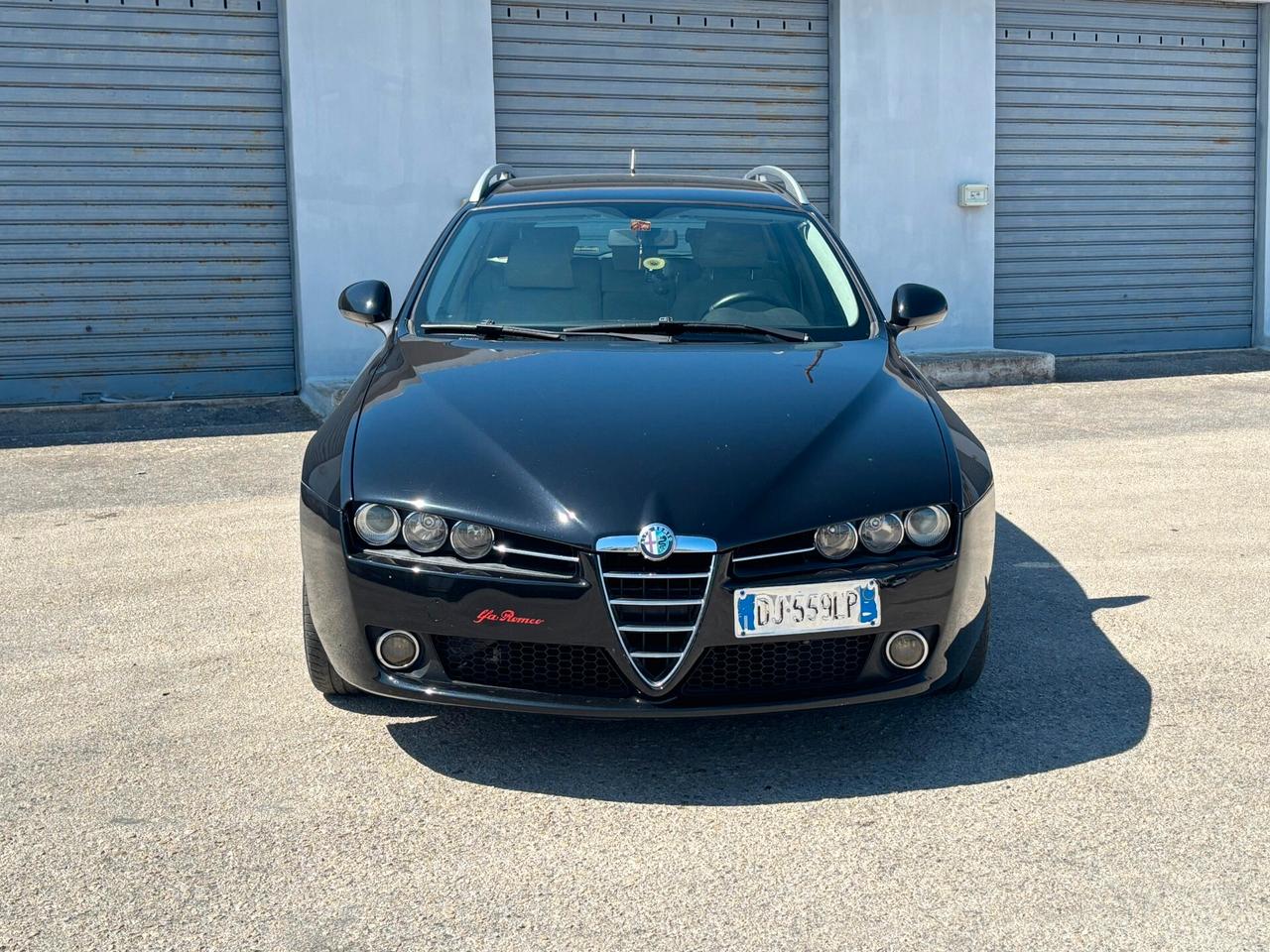 Alfa Romeo 159 1.9 JTDm Sportwagon Distinctive