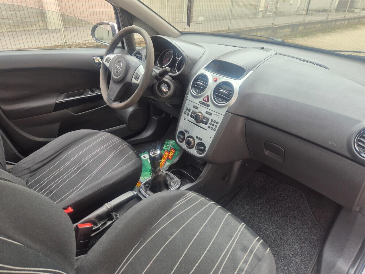 Opel Corsa 1.2 Benzina 5 porte