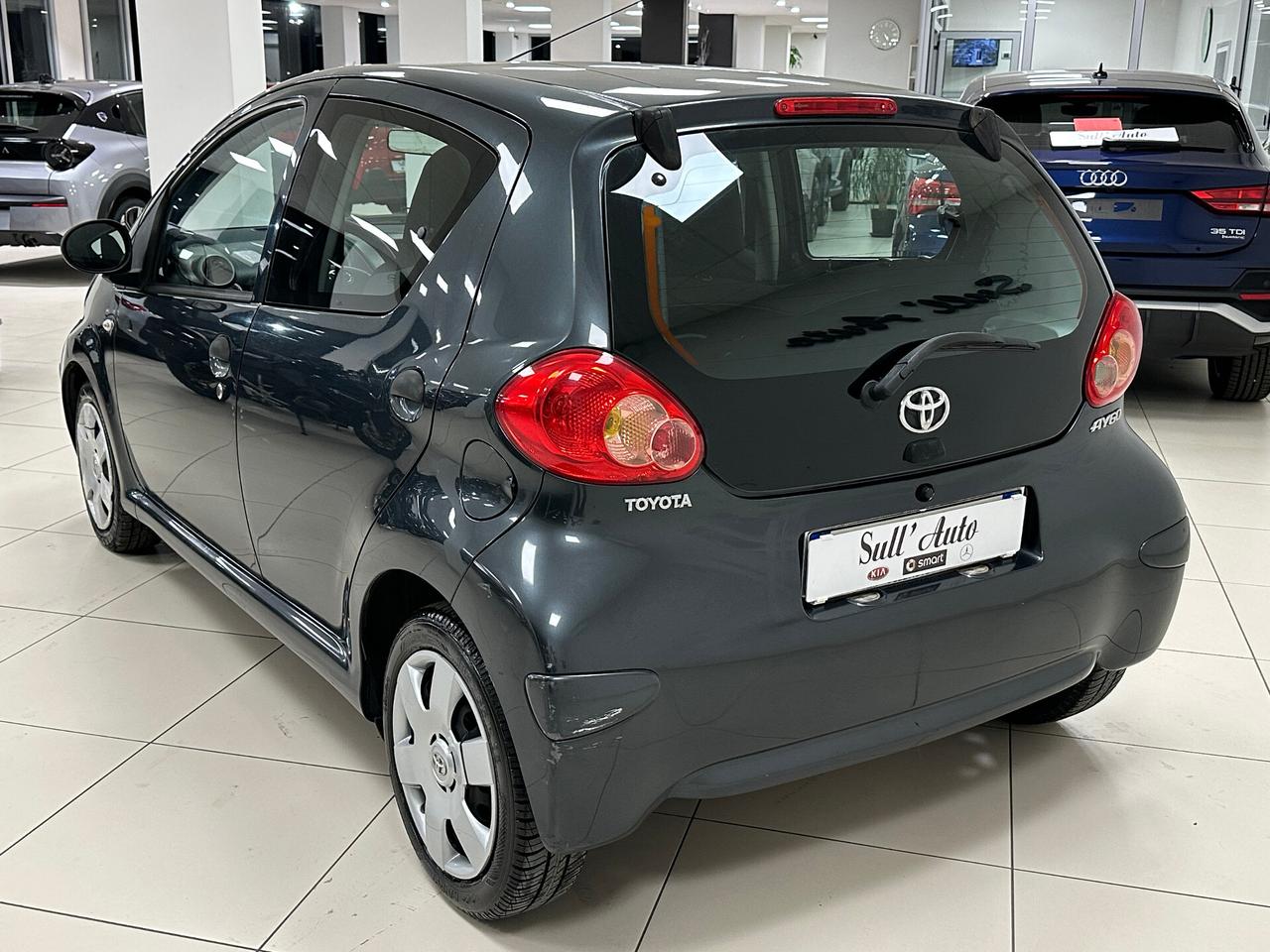 Toyota Aygo X 1.0 VVT-i 72 CV 5 porte Lounge 2009
