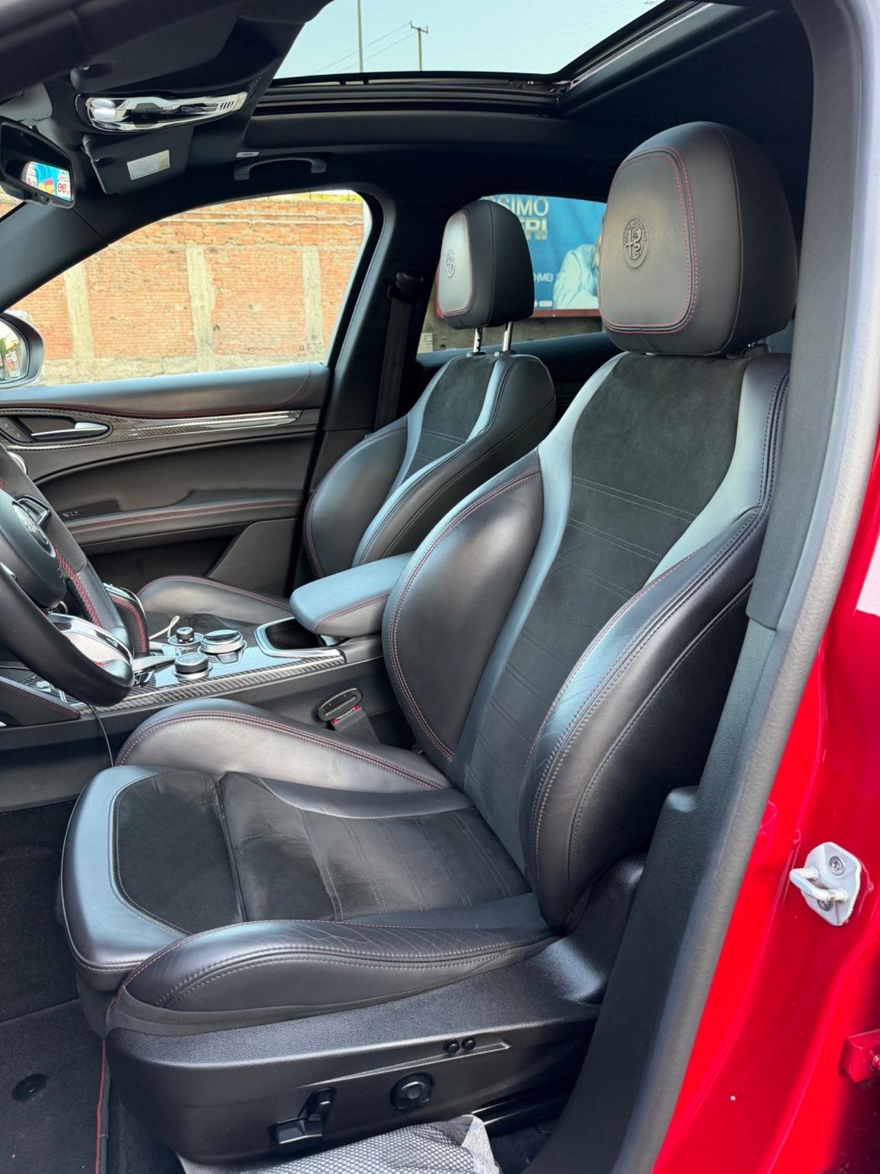 Alfa Romeo Stelvio 2.9 Bi-Turbo V6 510 CV AT8 Quadrifoglio