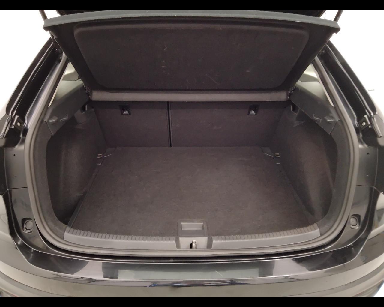 VOLKSWAGEN Taigo - Taigo 1.0 tsi Life 115cv