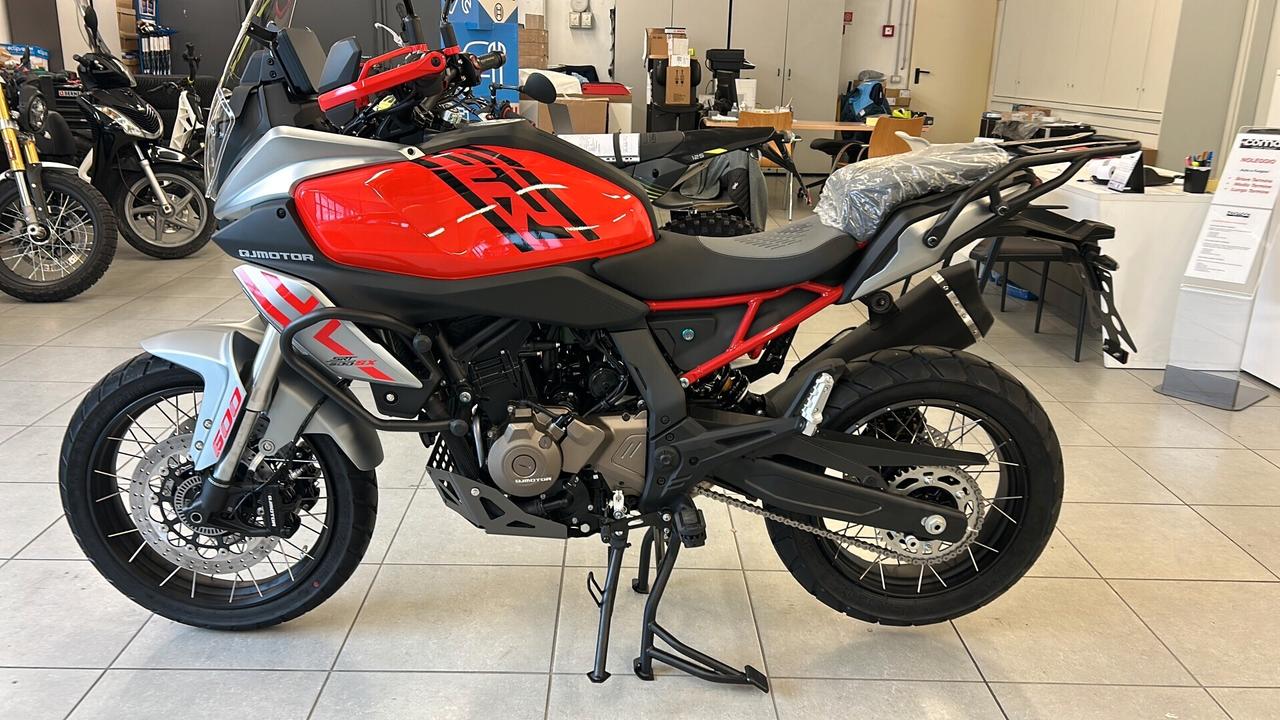 QJ Motor SRT600 SX PRONTA CONSEGNA