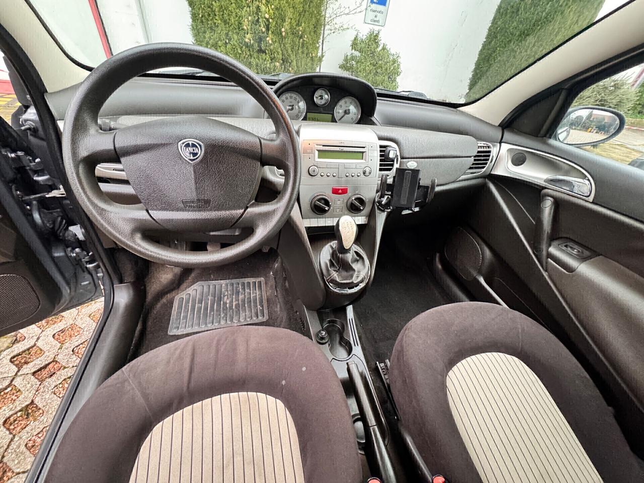 Lancia Ypsilon 1.3 MJT 90 CV