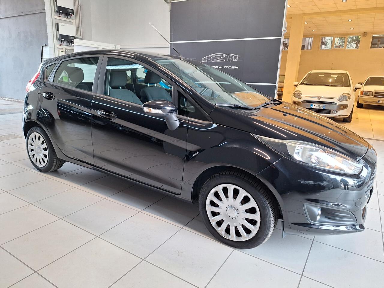 Ford Fiesta 1.5 TDCi 75CV 5 porte N1