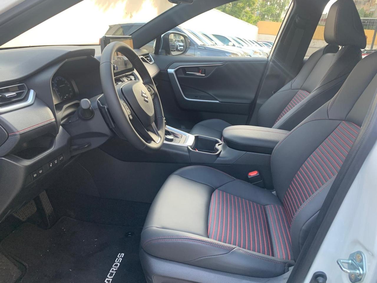 Suzuki Across 2.5 Plug-in Hybrid E-CVT 4WD Top