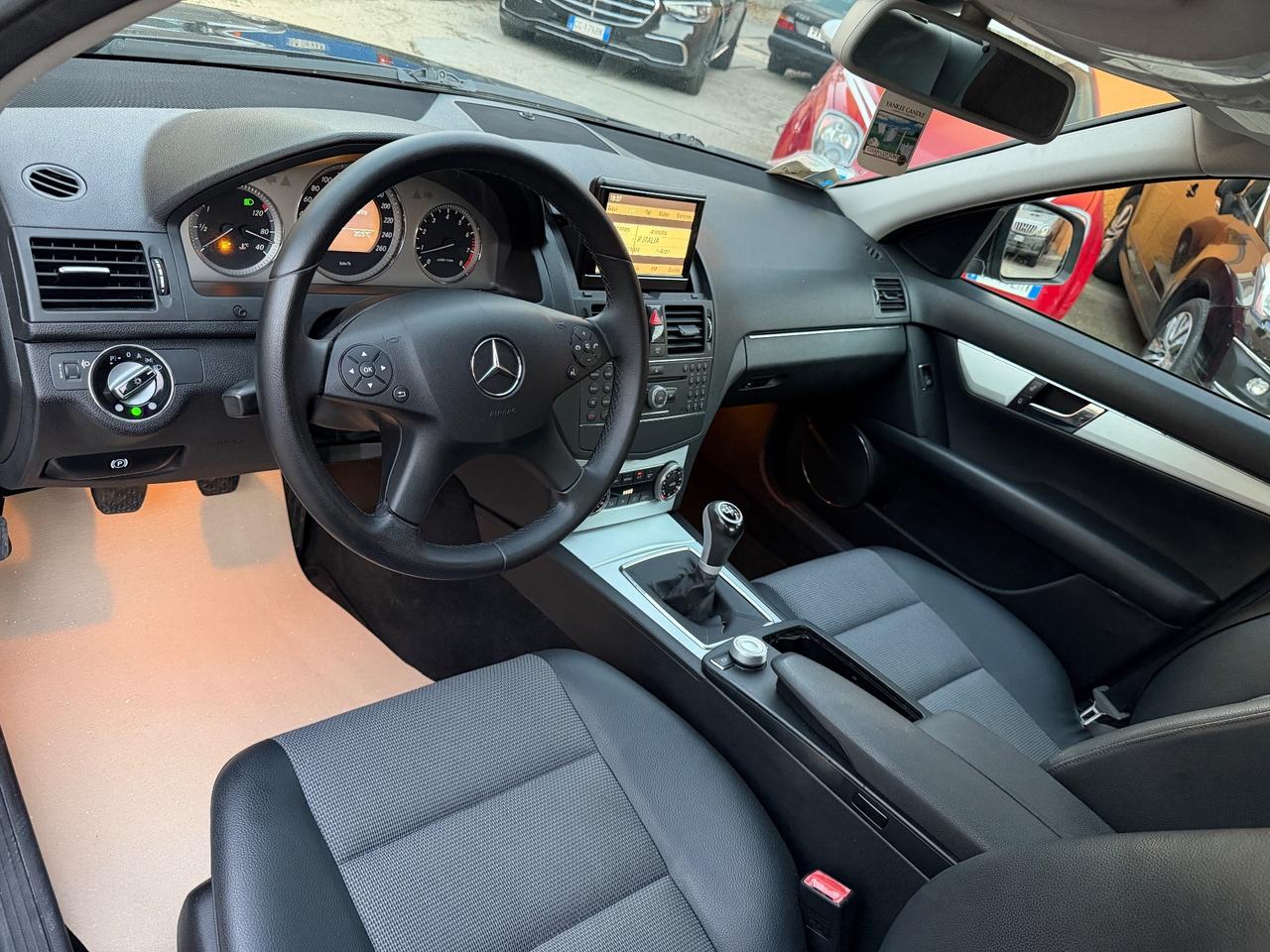 Mercedes-benz C 180 Kompressor 156CV Avantgarde