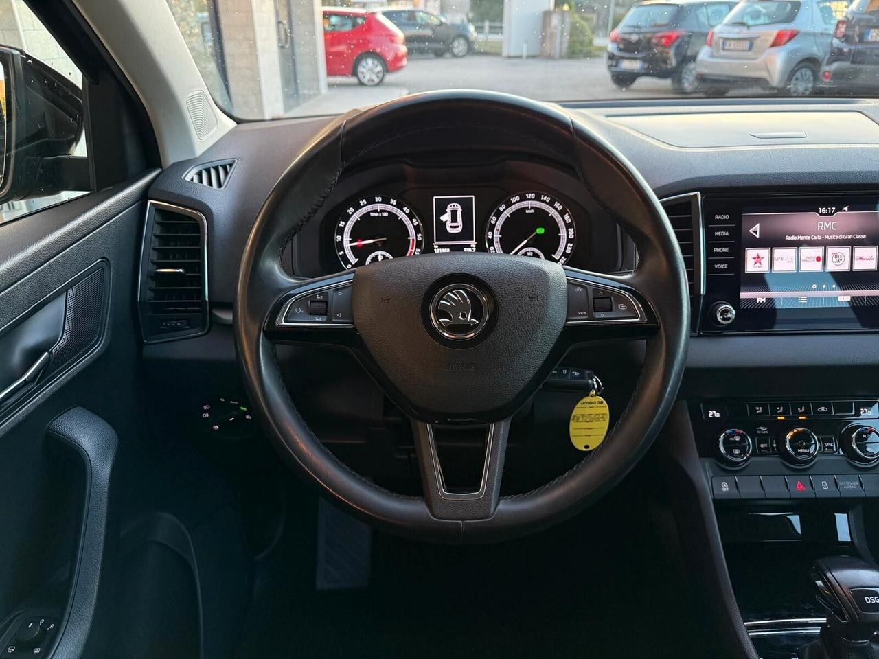 Skoda Karoq 1.6 Diesel Cambio Automatico Neopatentati