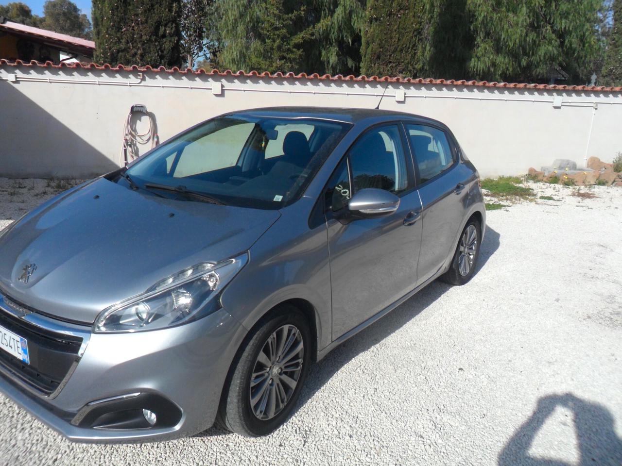 Peugeot 208 PureTech 82 5p. GPL Active