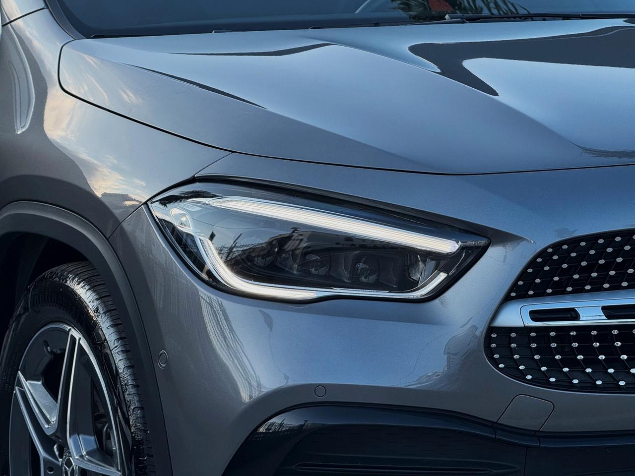 Mercedes-Benz GLA 200 d Premium Plus AMG TETTO