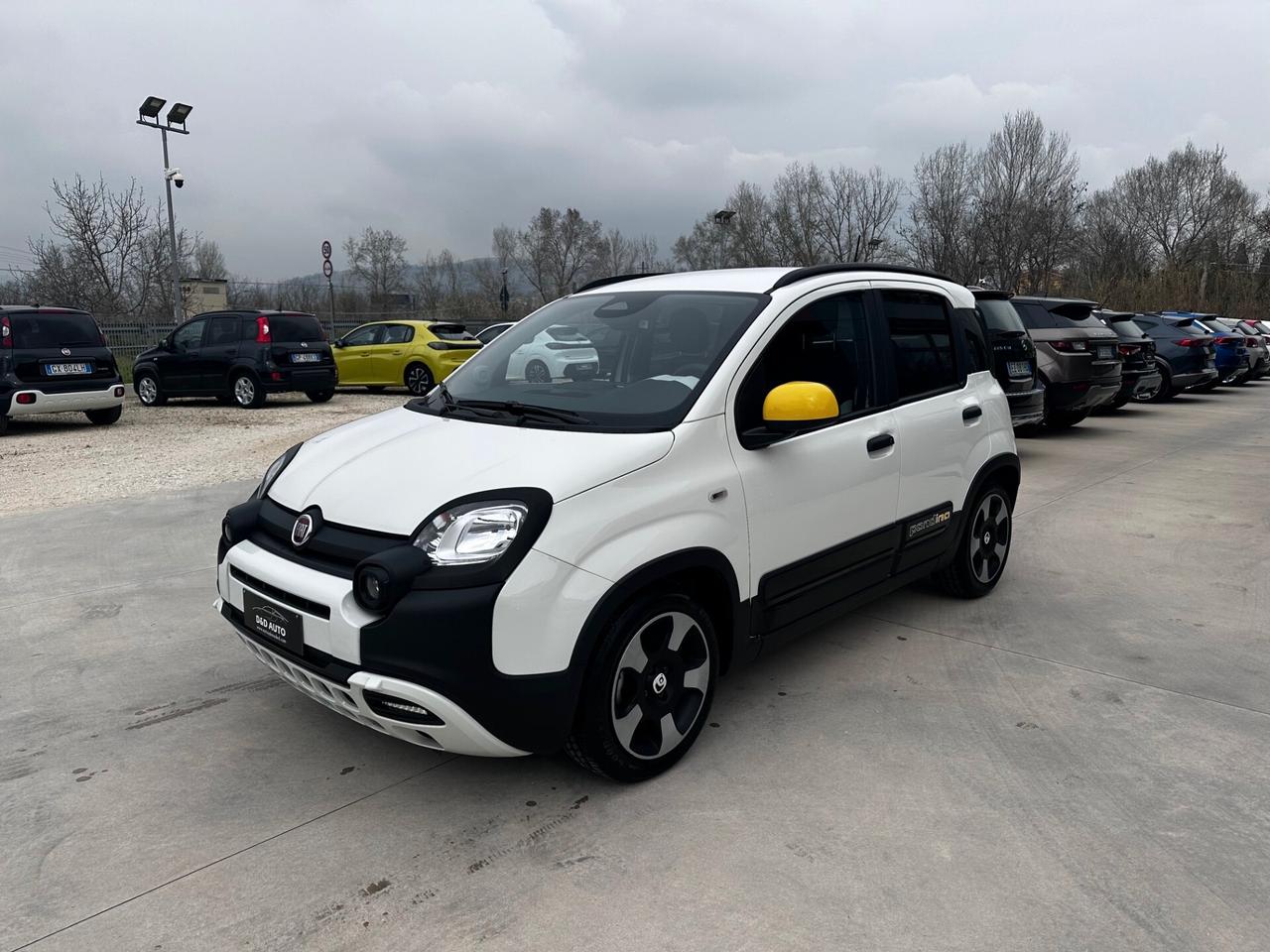 Fiat Panda 1.0 Hybrid Pandina CROSS