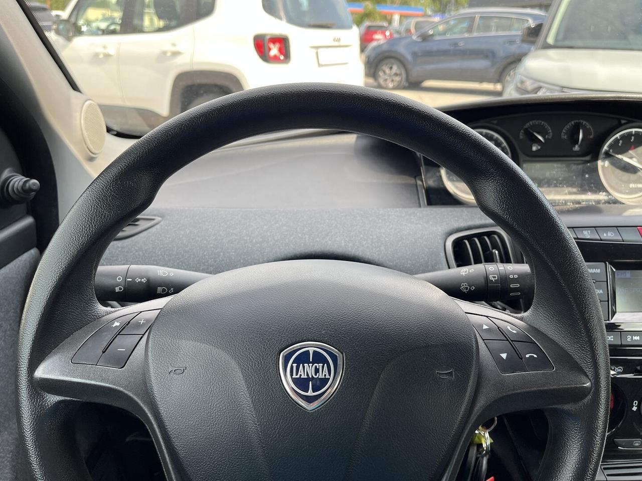 LANCIA YPSILON 1200 CC 69 CV GOLD GPL