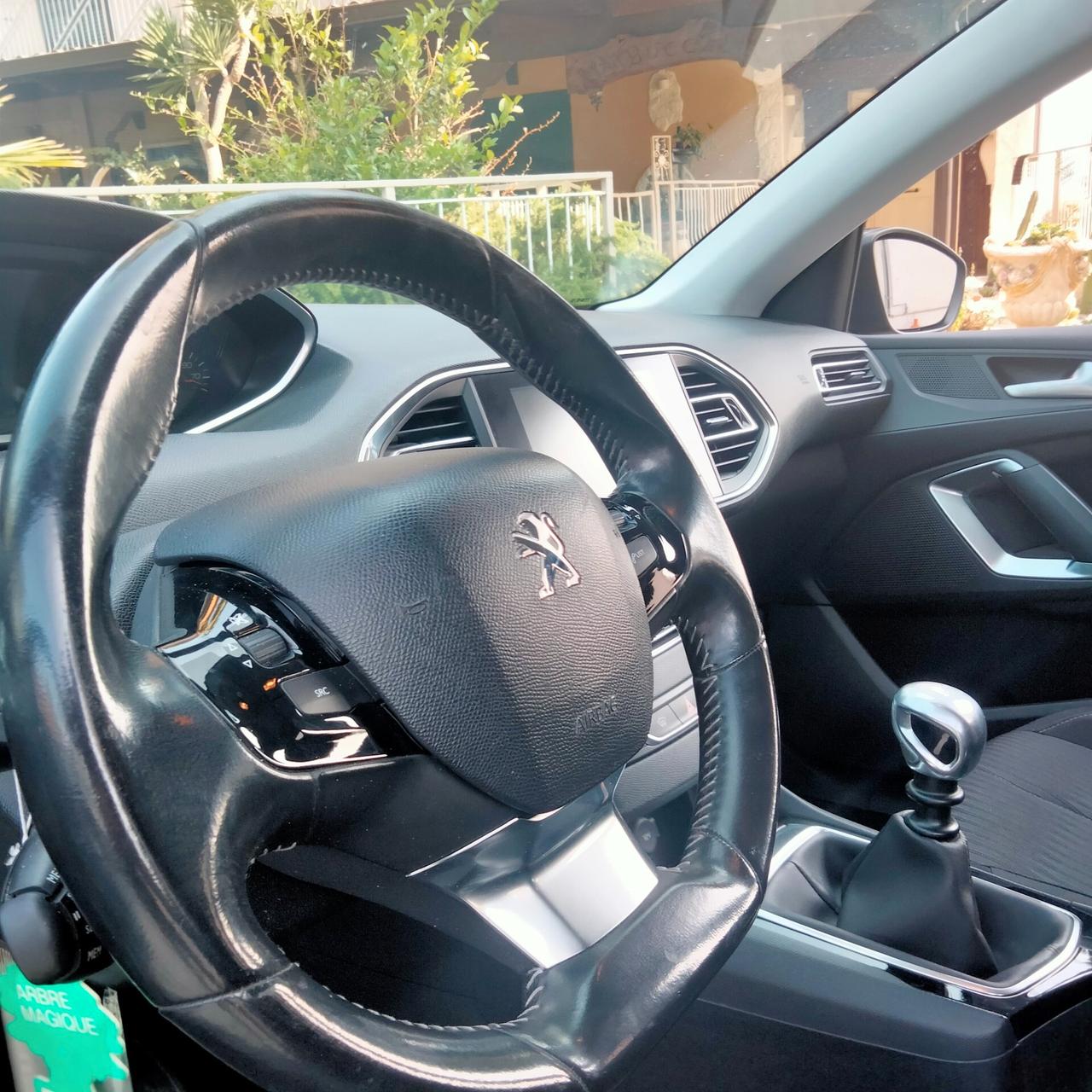 Peugeot 308 1.6 e-HDi 115 CV Stop&Start SW Allure