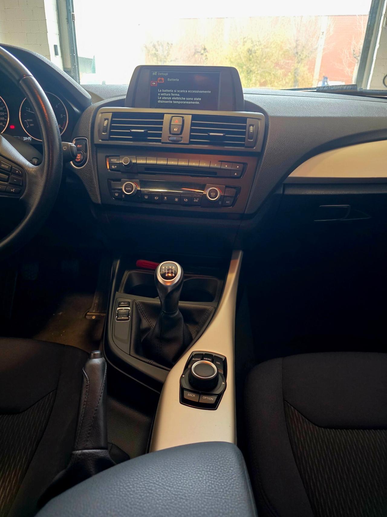 Bmw 114 114d 5p. Unique
