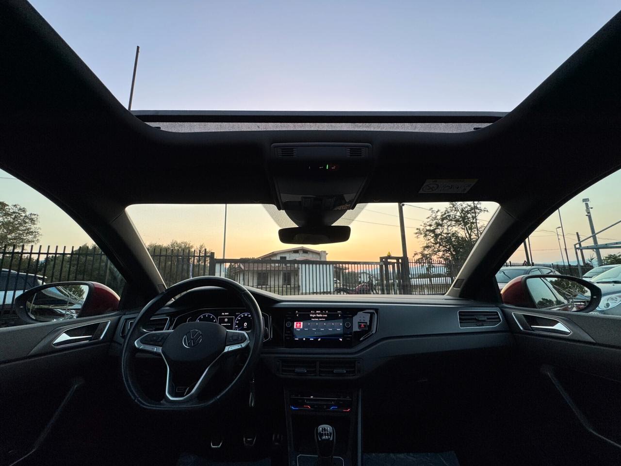 Taigo 1.0 TSI 110 CV R-Line