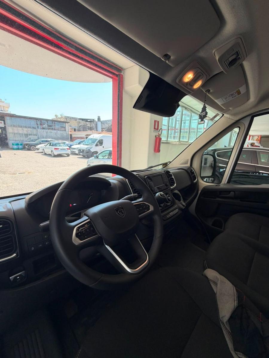 PEUGEOT - Boxer - 330 2.2 HDi/150CV FAP PC-TN Combi Comfort