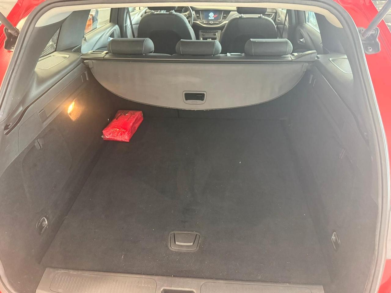 Opel Astra 1.6 CDTi 136CV aut. Sports Tourer Business