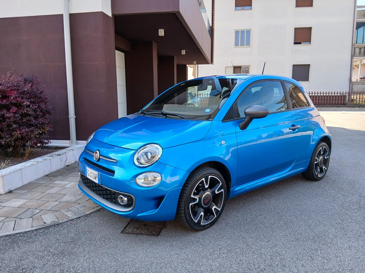 Fiat 500 1.2 S ok per neo patentati tua con €193 mensili