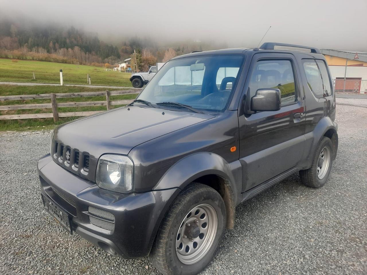 Suzuki Jimny 1.3i 16V cat 4WD JLX