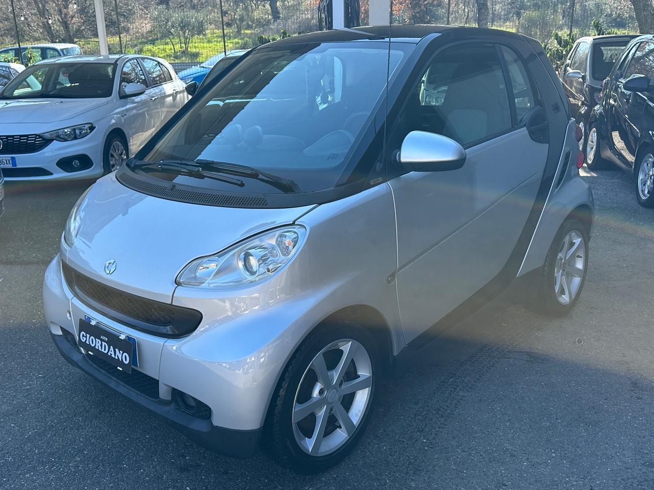 Smart 800 cdi soli 119.000 km