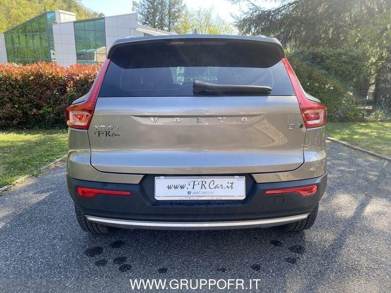 Volvo XC40 B4 AWD Geartronic Momentum Pro
