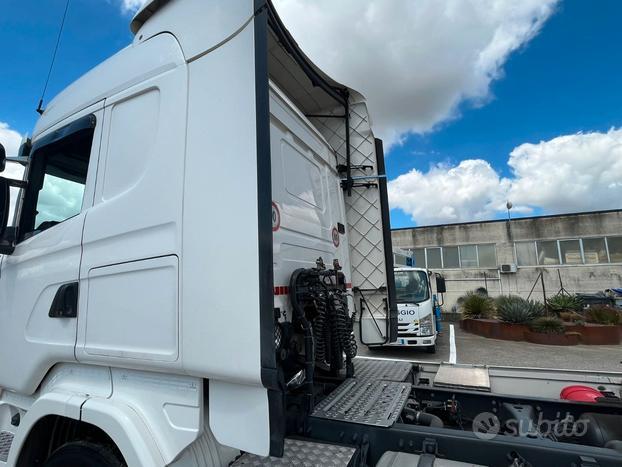 Trattore Stradale SCANIA R450 Automatico RIF. 5071