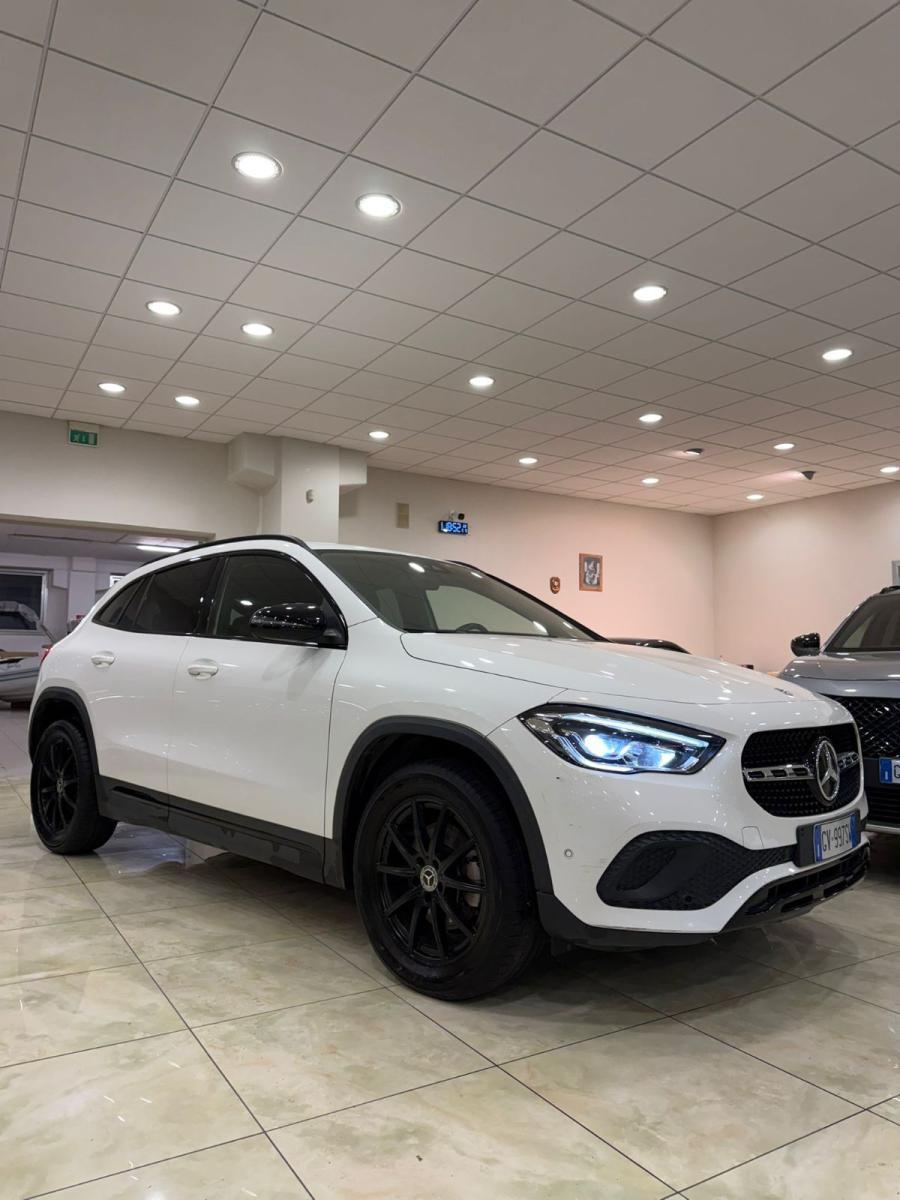 MERCEDES - Classe GLA - 200 d Automatic Sport Plus