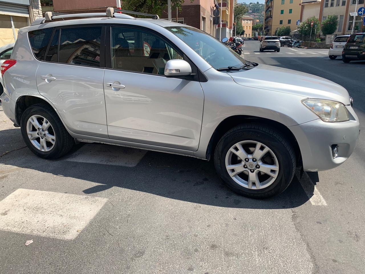 Toyota RAV 4 2.2 D-4D 150 CV DPF 07/2009 Km 154000