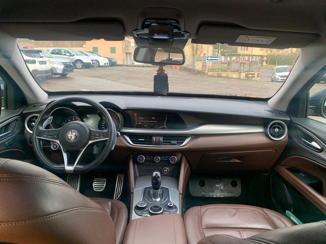 Alfa Romeo Stelvio 4x4 tdi full optional-210cv-completamente tagliandato-anno 2017-198000 km-ottime condizioni